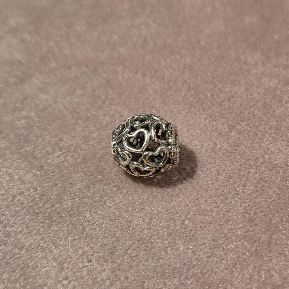 Pandora Elegant Silver Heart Charm